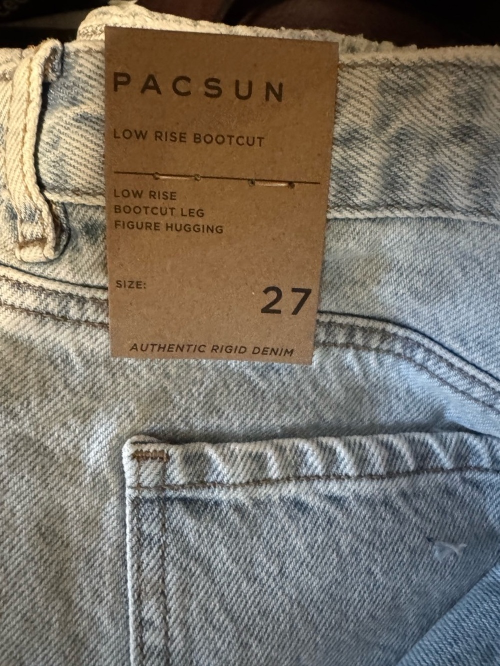 PACSUN Jade Low Rise Bootcut Jeans Flames Light Indigo

Size 27 x 32 inseam - Picture 3 of 7